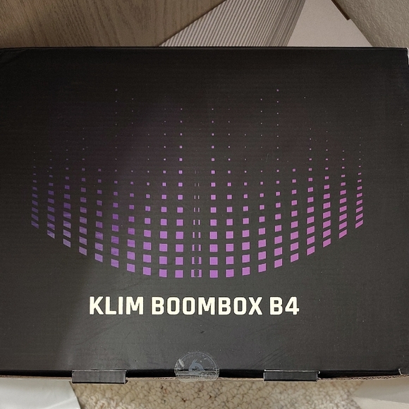 Boombox B4 Silver Portable Audio System - Picture 2 of 3